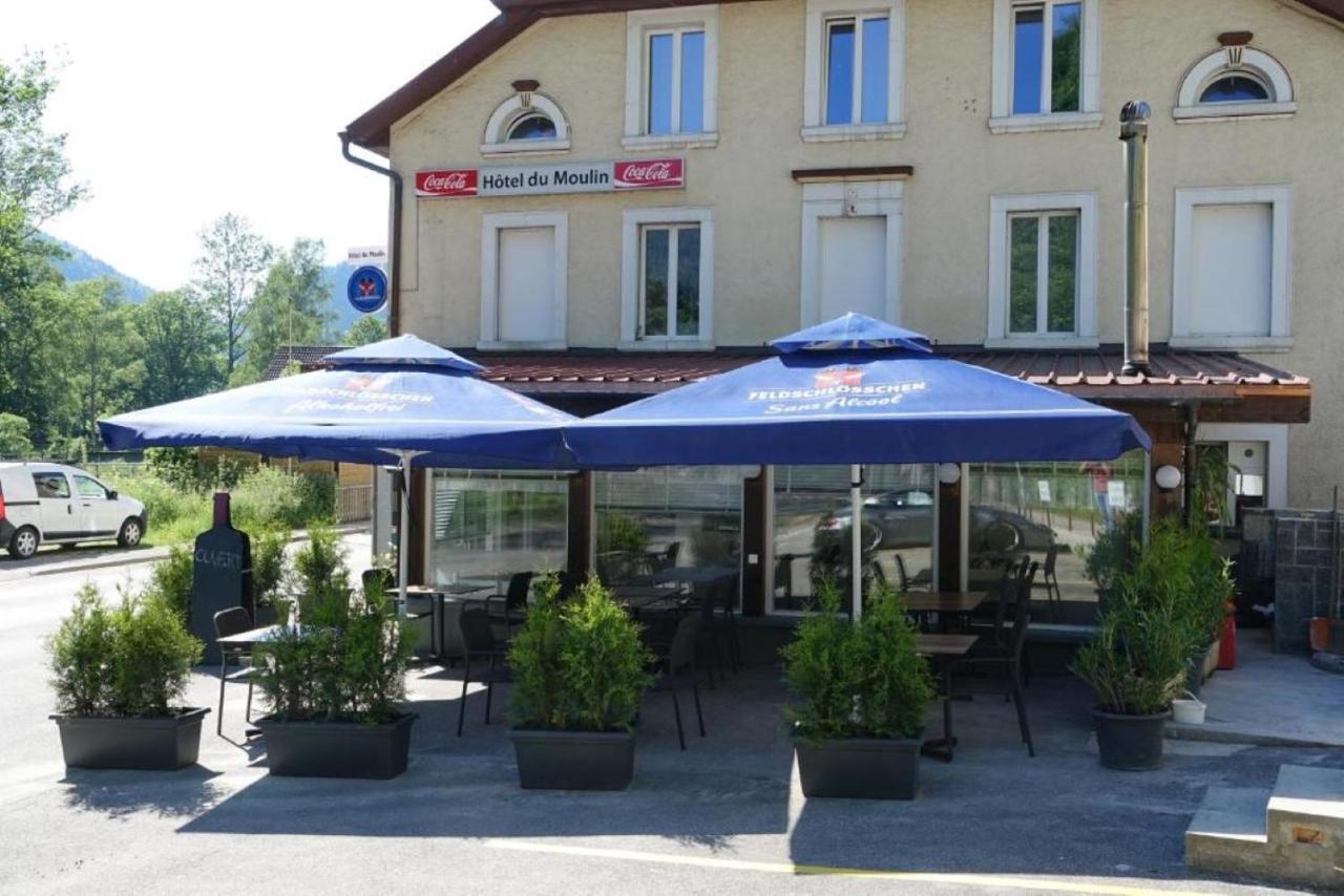 Hotel Restaurant Du Moulin Fleurier Eksteriør billede